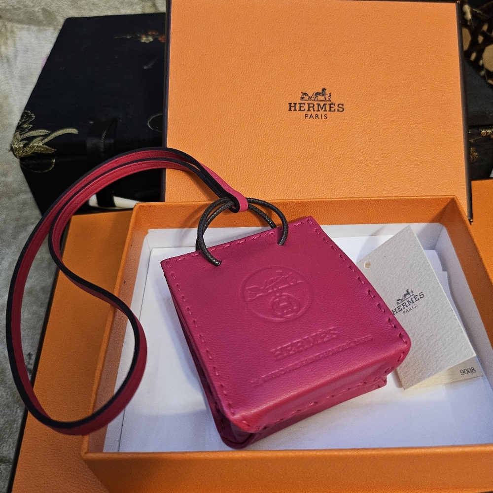 Authentic Hermes shopping bag bag charm
